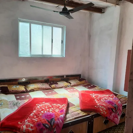 Ujjain Yatri Niwas Homestay Exterior photo